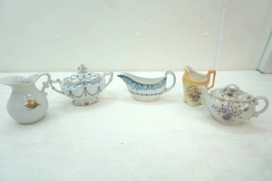 lot 100 image: Vintage hand painted creamer, Wedgwood La Normandie gravy boat, Vintage teapot with floral design, pitcher with butterfly, Vintage Flow blue and white  porcelain Tureen serving dish