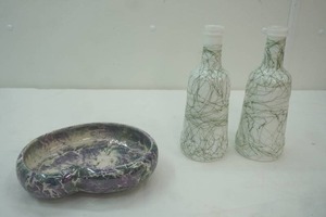 lot 101 image: Vintage Mccoy pottery Cascade, Vintage Hazel -Atlas milk glass bottles with Spaghetti drizzle design