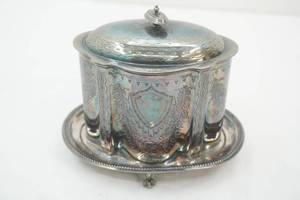 lot 128 image: Antique English Silver Biscuit box