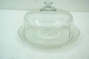 lot 165 image: Glass cake plate with cover
