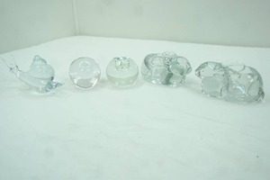 lot 197 image: Crystal Glass Candle Holders & Paperweights