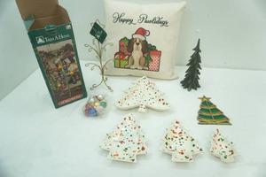 lot 225 image: Christmas Decor and Ceramic Dishes