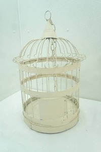 lot 260 image: Metal Birdcage with Latch Lock Closure and Hanging Hook