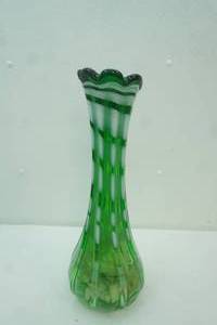 lot 261 image: Art Glass Vase. Green Glass with White Spots. 20 tall