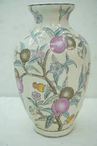 lot 263 image: Chinoiserie Vintage Vase. 13 tall