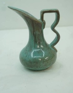 lot 316 image: Vintage MCM Gonder pottery Vase Pitcher, 6