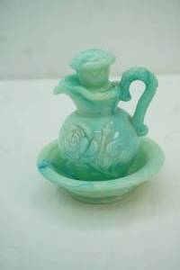 lot 330 image: Vintage Avon Victoriana Jadeite Slag Glass Pitcher & Bowl Set 6 tall