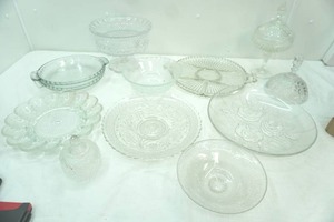 lot 358 image: Vintage and Modern Crystal, Anchor Hocking, Jeanette (), Vintage Pink Depression Glass Open Fruit Compote and More