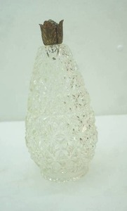 lot 400 image: Vintage Mid-Century Modern Pineapple Teardrop Glass Light Shade