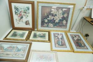 lot 419 image: Framed FloralGarden Prints. Home Interior Style Prints
