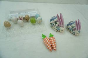 lot 436 image: Vintage Ceramic Bunnies & Eggs, Fabric Carrots