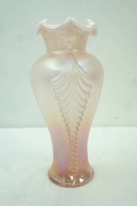 lot 459 image: Fenton Pink Champagne Carnival Opalescent Feather Pattern Ruffle 11 Vase