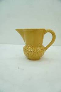 lot 467 image: Yellow Gold Ceramic Pitcher. Portugal