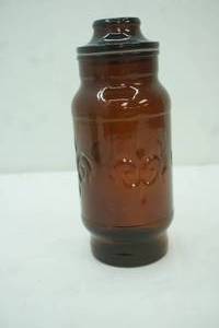 lot 477 image: Vintage Borden Cremora Amber Glass Canister or Apothecary Jar
