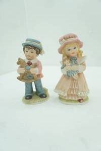 lot 503 image: Vintage Homco Porcelain Figurines. Victorian Girl & Boy