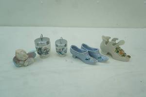 lot 581 image: Vintage Royal Worcester Porcelain Jars, Slippers, Angel Figurine