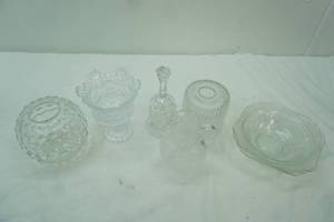 lot 595 image: Clear Depression Glass, Crystal Pieces