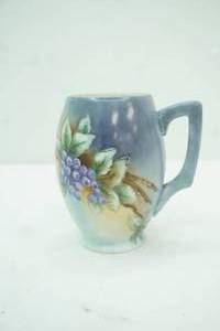 lot 610 image: Hand-Painted Ceramic Arts Company Belleek TankardMug