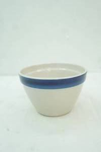 lot 670 image: Cordon Bleu Pottery Mixing Bowl 7 diameter by 4.5 tall
