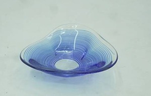 lot 696 image: Hand-Blown Art Glass Bowl by Artist Bettina Foothorap