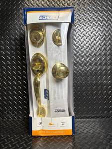 lot 46 image: Schlage Front Entry Handleset - Brass Finish, Adjustable Throughbolt, EZ Installation