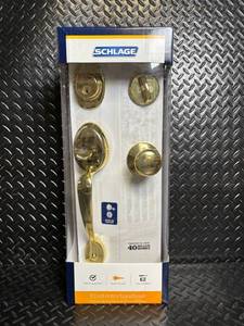 lot 48 image: Schlage Front Entry Handleset - Brass Finish Exterior Door Lockset