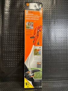 lot 122 image: Black & Decker 7.2 Amp Electric String Trimmer - Dual Line Auto Feed, 14 in Cut Path