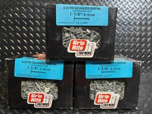 lot 124 image: Grip Rite Roofing Nails - 1-14 in Electro-Galvanized, 4 Boxes (975 pcsbox)