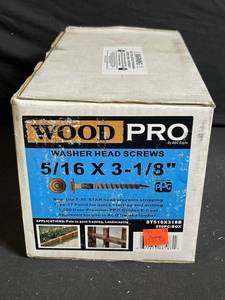 lot 195 image: Wood Pro ST516X318B Washer Head Wood Screws 516 x 3-18 in 250 pc Box