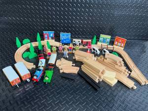 lot 64 image: Wooden Train Set with Tracks, Bridges & Figures - Complete Kids Toy Lot