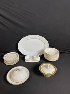 lot 169 image: Franciscan Fremont China - Vintage White & Gold Rim Dinnerware Set with Lidded Tureen