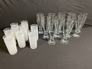 lot 175 image: Glassware Set - Frosted Tumblers (9) & Clear Champagne Flutes (12)