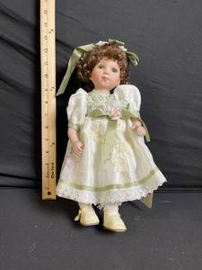 lot 190 image: Pioneer Dolls Sharon 12-inch Porcelain Doll - Model 7244-4