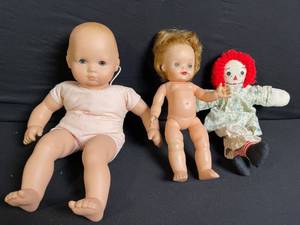 lot 264 image: Lot of 3 Vintage Dolls Bald Baby, Nude Toddler & Clown Rag Doll with Clothes