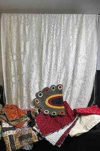 lot 278 image: Patchwork Quilt & Textile Lot - Circular Rag Rug, Lace Curtain Backdrop