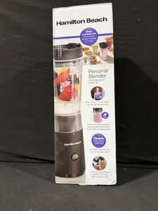 lot 83 image: Hamilton Beach Personal Blender - 14 oz jar, Travel Lid
