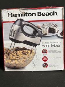 lot 261 image: Hamilton Beach 62646FG 6-Speed Hand Mixer 300W with Attachments
