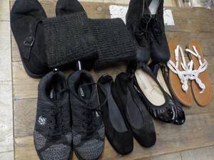 lot 53 image: Shoes and Boots size 9-11 in a bask...