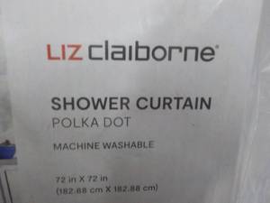 lot 74 image: Liz Claiborn Polka Dot Shower Curta...