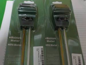 lot 129 image: 2 Moisture PH Meters...