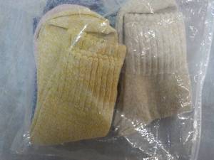lot 186 image: 5 pair Stockings...