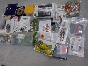 lot 219 image: Jewelry and More...