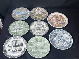 lot 129 image: Collection of Vintage Souvenir Plates Featuring US States and Canada