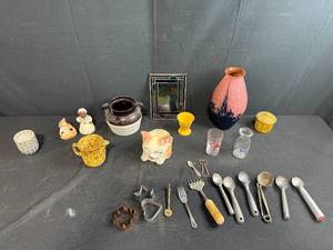 lot 162 image: Vintage Pottery and Glassware Collection with Utensils and Decor