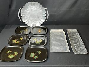 lot 195 image: Assorted Vintage Metal and Decorative Plates and Trays Collection