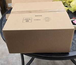 lot 85 image: Resellers Mystery Box with  NEW ITEMS 