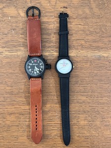 lot 16W image: Lot of 2 Vintage Watches Soviet CCCP and Energizer Bunny with Flag Pin