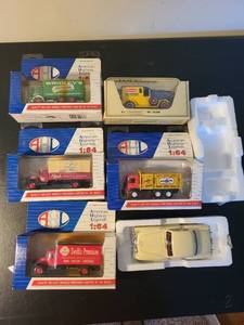 lot 317 image: Collection of 6 Diecast Model Vehicles - American Highway Legends, Matchbox, 164 Scale