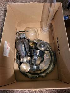 lot 339 image: Vintage Silver Plated Tea Set with Tray and Glass Carafe