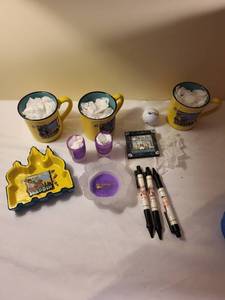 lot 342 image: Aladdin Las Vegas Souvenir Collection Mugs, Shot Glasses, Ashtray, Trinkets